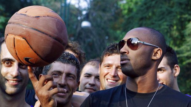 Kobe Bryant meninggal kecelakaan helikopter