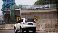 Pembangunan konstruksi Tol Pulo Gebang-Kelapa Gading sudah mencapai 56%.