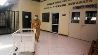Rumah sakit tersebut dipersiapkan sebagai karantina permanen untuk pengidap virus corona. Antara Foto/Moch Asim.