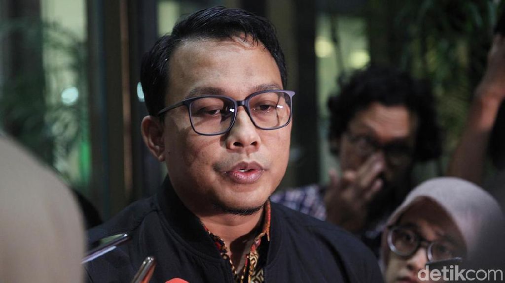 KPK Cecar Ketua DPRD Kota Bekasi soal Dugaan Aliran Uang Proyek ke Pepen