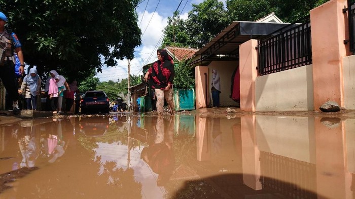 Permukiman di Cilegon Tergenang, Wali Kota Persoalkan Drainase Jalan Tol