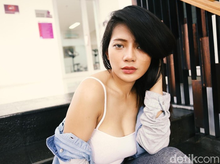 Berlliana Lovell Berlliana Lovell saat ditemui di kediamannya.