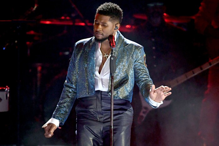 Usher LOS ANGELES, CALIFORNIA - JANUARY 26: Usher performs onstage during the 62nd Annual GRAMMY Awards at STAPLES Center on January 26, 2020 in Los Angeles, California. (Photo by Kevin Winter/Getty Images for The Recording Academy )