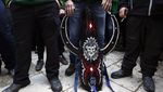 Potret Festival Unik, Hewan Buas Jalan-Jalan & Lempar Lobak