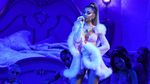Penampilan Emosional Ariana Grande dari Imagine hingga Thank U, Next