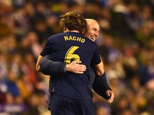 Ini Alasan Nacho Peluk Zidane Usai Cetak Gol