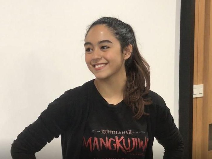 Yasamin Jasem media visit untuk film Mangkujiwo di detikcom