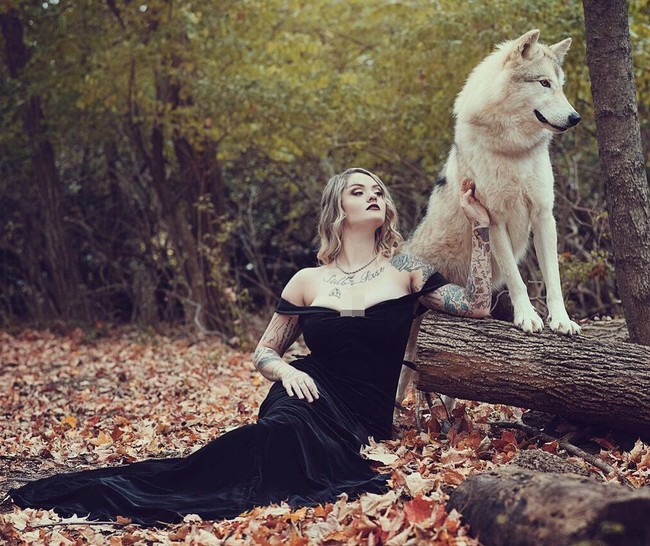 “Saya tahu saya perlu melakukan perubahan, dan saya bersedia mengambil risiko. Pada Juni 2019 saya berkompetisi dalam kompetisi powerlifting pertama saya yang menempatkan saya menjadi juara 2 di katergori Junior, ujar Aleen. Foto: Instagram