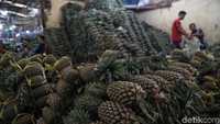 Virus corona yang merebak di Wuhan, China, membuat buah-buah lokal semakin banyak diminati.