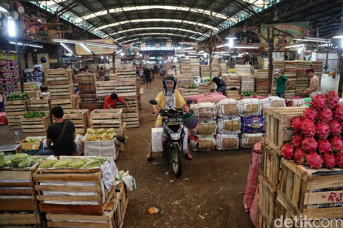 Virus corona yang merebak di China, membuat buah-buah lokal banyak diminati. Kementan sendiri memperketat pintu masuk impor beberapa jenis makanan termasuk buah-buahan.