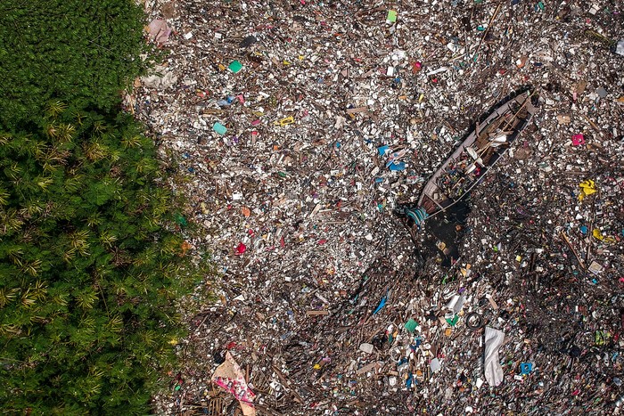 Sampah Memenuhi Sungai Citepus di Bandung Penampakan Sungai Citepus yang berada di Kabupaten Bandung, tampak memprihatinkan. Sampah menutupi permukaan sungai yang bermuara ke Sungai Citarum itu.