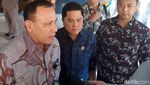 Momen Firli Bahuri Sambangi Kantor Erick Thohir