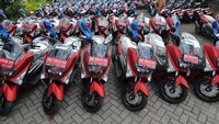 Sebanyak 267 unit fasilitas kendaraan motor dibagikan kepada kepala desa dan lurah se-Kabupaten Boyolali, Jawa Tengah.