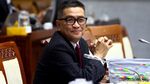 Salam Jempol Helmy Yahya Saat Penuhi Panggilan Komisi I DPR