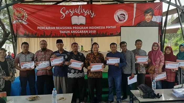 sosialisasi indonesia pintar