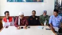 Sementara KPK membantah terkesan lumpuh karena tidak kunjung menangkap tersangka Harun Masiku kasus dugaan korupsi PAW Caleg PDIP. KPK menyebut terus berupaya mengejar Harun Masiku.