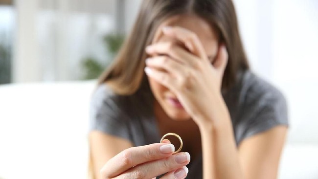 Sesal Istri yang Lindas Suami Usai Berstatus Tersangka