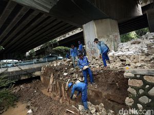 Antisipasi Banjir, Tanggul Latuharhary Diperkuat