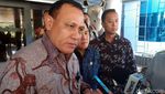 Momen Firli Bahuri Sambangi Kantor Erick Thohir