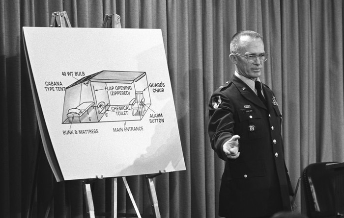Brigadir Jenderal James Dozier (USNA)