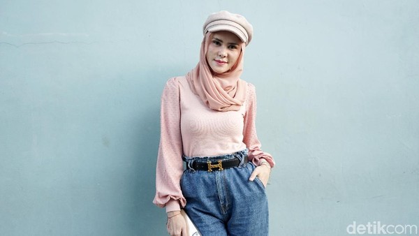 Angel Lelga Ungkap Alasan Trauma dengan Vicky Prasetyo