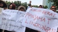 Warga berorasi di depan Gedung KPK, Jakarta, Selasa (28/1/2020).