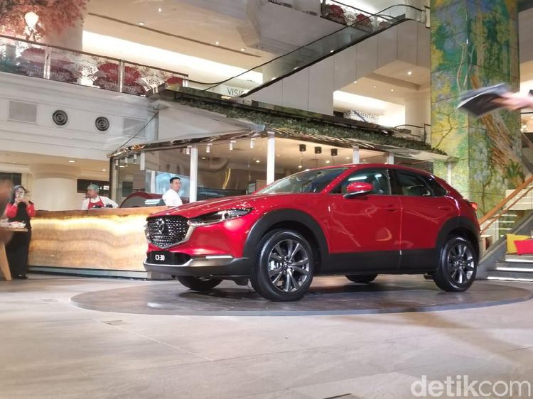 Wujud Mazda CX-30 Penantang C-HR dan Eclipse Cross