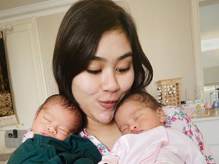 syahnaz syahnaz