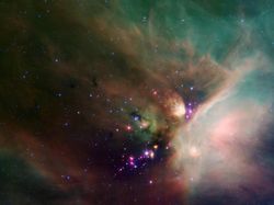 Kecantikan Luar Angkasa dari Teleskop Spitzer yang Mengakhiri Tugasnya