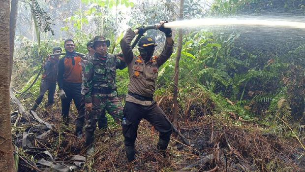 Kisah Kapolres Bengkalis Terjun Lawan Karhutla