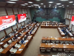 Ke DPR, Sri Mulyani Paparkan Kondisi Ekonomi 2019 dan 2020
