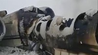 Terakhir kali pesawat sipil jatuh pada Mei 2010 lalu, ketika pesawat tua milik Pamir Airways jatuh saat cuaca buruk dalam penerbangan dari provinsi Kunduz, Afghanistan utara menuju Kabul, ibu kota Afghanistan. Pesawat itu mengangkut 38 penumpang dan 6 kru saat jatuh di tepi pegunungan sekitar 20 kilometer dari Kabul. Tariq Ghazniwal via AP.