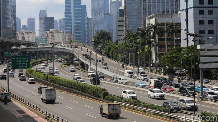 Tol Dalam Kota ruas Cawang-Tomang-Pluit dan Cawang-Tanjung Priok-Ancol Timur-Jembatan Tiga alami penyesuaian tarif. Penyesuaian tarif itu berlaku bulan depan.