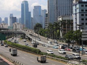 Deretan Tarif Tol yang Naik dalam 100 Hari Kerja Jokowi