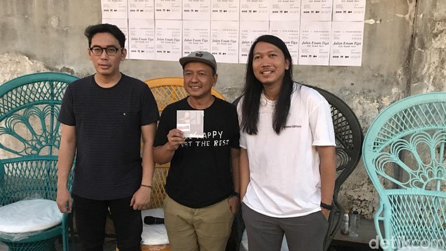 Jalan Enam Tiga Mini Album Oleh Oleh Efek Rumah Kaca Dari As