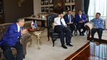 Sohibul Iman dan Surya Paloh Cipika-cipiki di DPP NasDem
