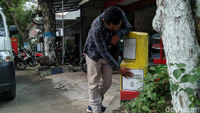 patok nol kilometer ponorogo