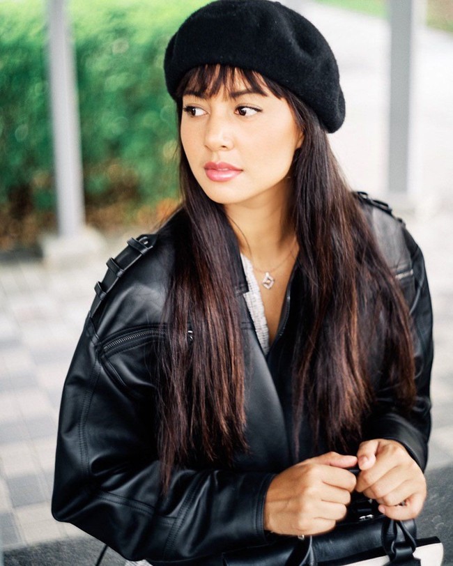 Tidak banyak yang tahu bahwa pada tahun 2011 Aurelie Moeremans sempat menikah dengan Robby Tremonti secara diam-diam. Pernikahan keduanya berlangsung disaat usia Aurelie masih sangat muda, yaitu 18 tahun dan tanpa restu dari orangtua Aurelie. Pada akhirnya pernikahan mereka pun kandas. Foto: Instagram