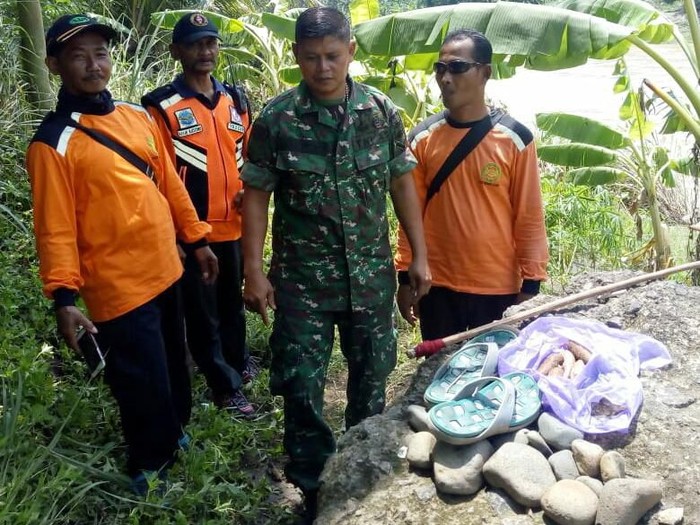 Seorang kakek hilang diduga hanyut di Sungai Bogowonto, Purworejo, Rabu (29/1/2020).