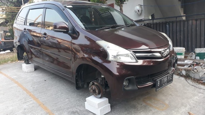 Marak Pencurian Ban Mobil di Cikarang