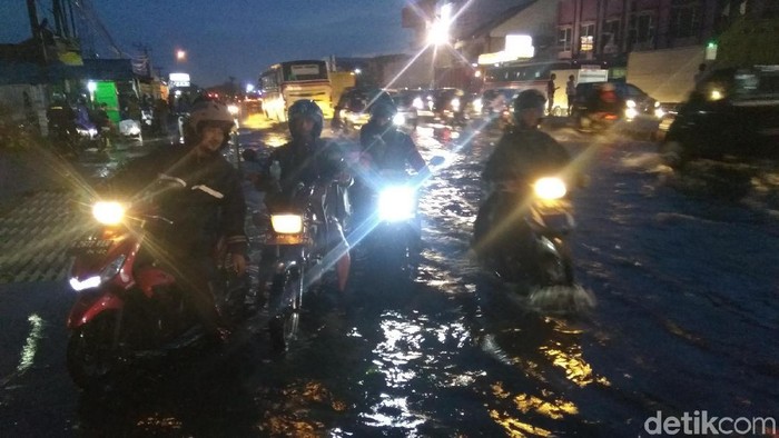 Banjir Jalur Bandung-Garut