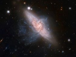 Penampakan 7 Galaksi Teraneh di Alam Semesta