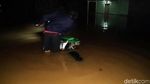 Potret Banjir yang Merendam Tapteng Tadi Malam