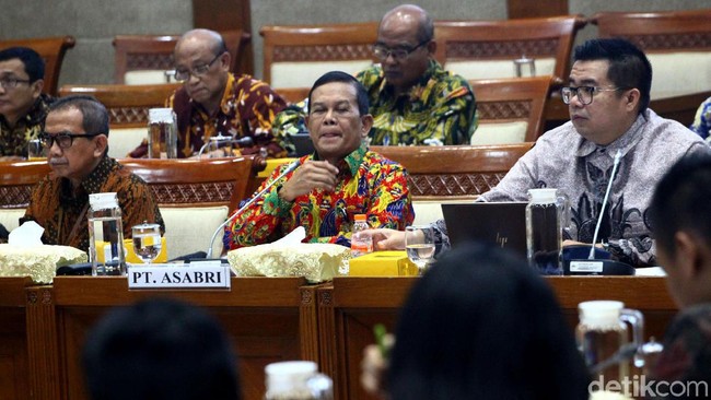 Asabri Tekor, Istana Respons Isu Penggulingan Erick & Sri Mulyani