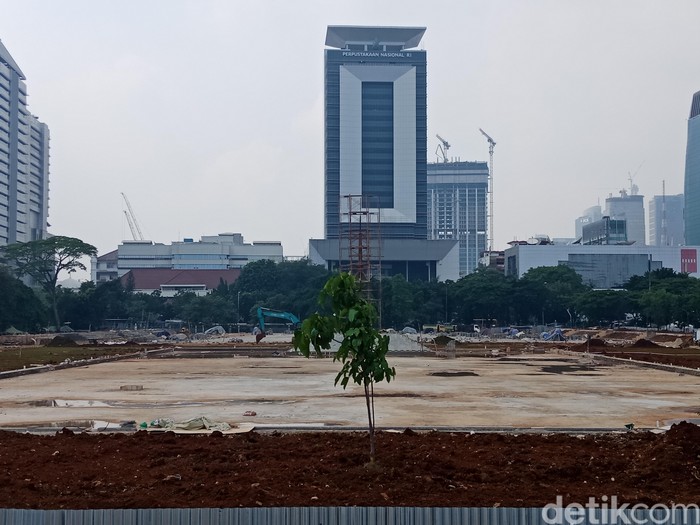 Foto-foto Monas Lagi Gundul