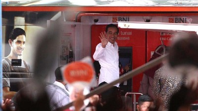 Jokowi Hadiri Penyaluran Bansos Non Tunai PKH
