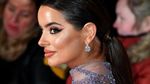 Tiru Kylie Jenner, Artis Ini Hampir Umbar Seluruh Tubuhnya