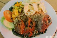 Langit Seduh : Sensasi Bersantap Romantis di Kafe Beratap Langit