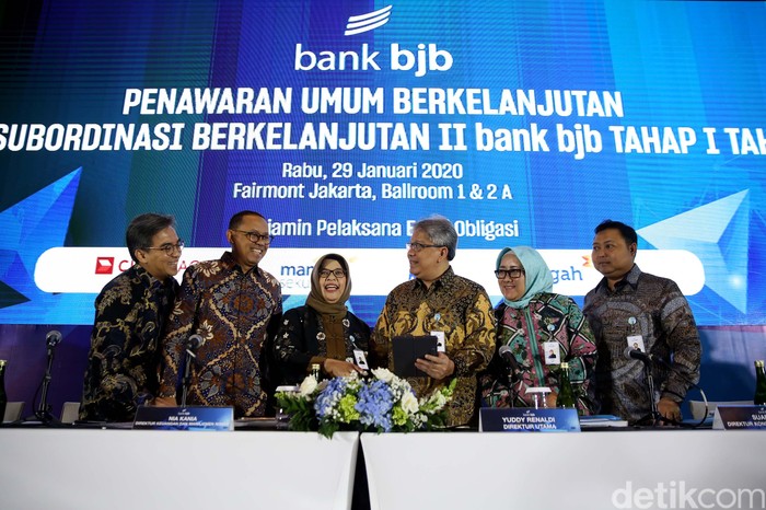 BJB Terbitkan PUB II Obligasi Subordinasi Rp 1 Triliun PT Bank Pembangunan Daerah Jawa Barat dan Banten Tbk (bank bjb) melakukan aksi korporasi, penghimpunan dana dari Penawaran Umum Berkelanjutan II (PUB II) Obligasi Subordinasi Berkelanjutan II di Tahun 2020.