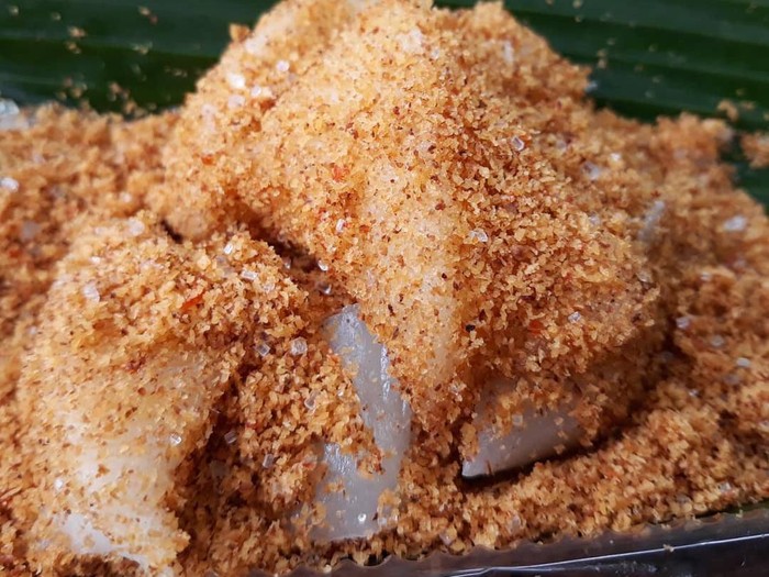 kue jojorong dan ketan bintul